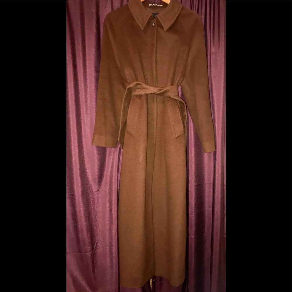 Burberry EUC long wool trench. UK 12 / US 10